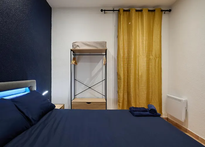 Le Cabrit - Climatisation - Wifi Apartament *